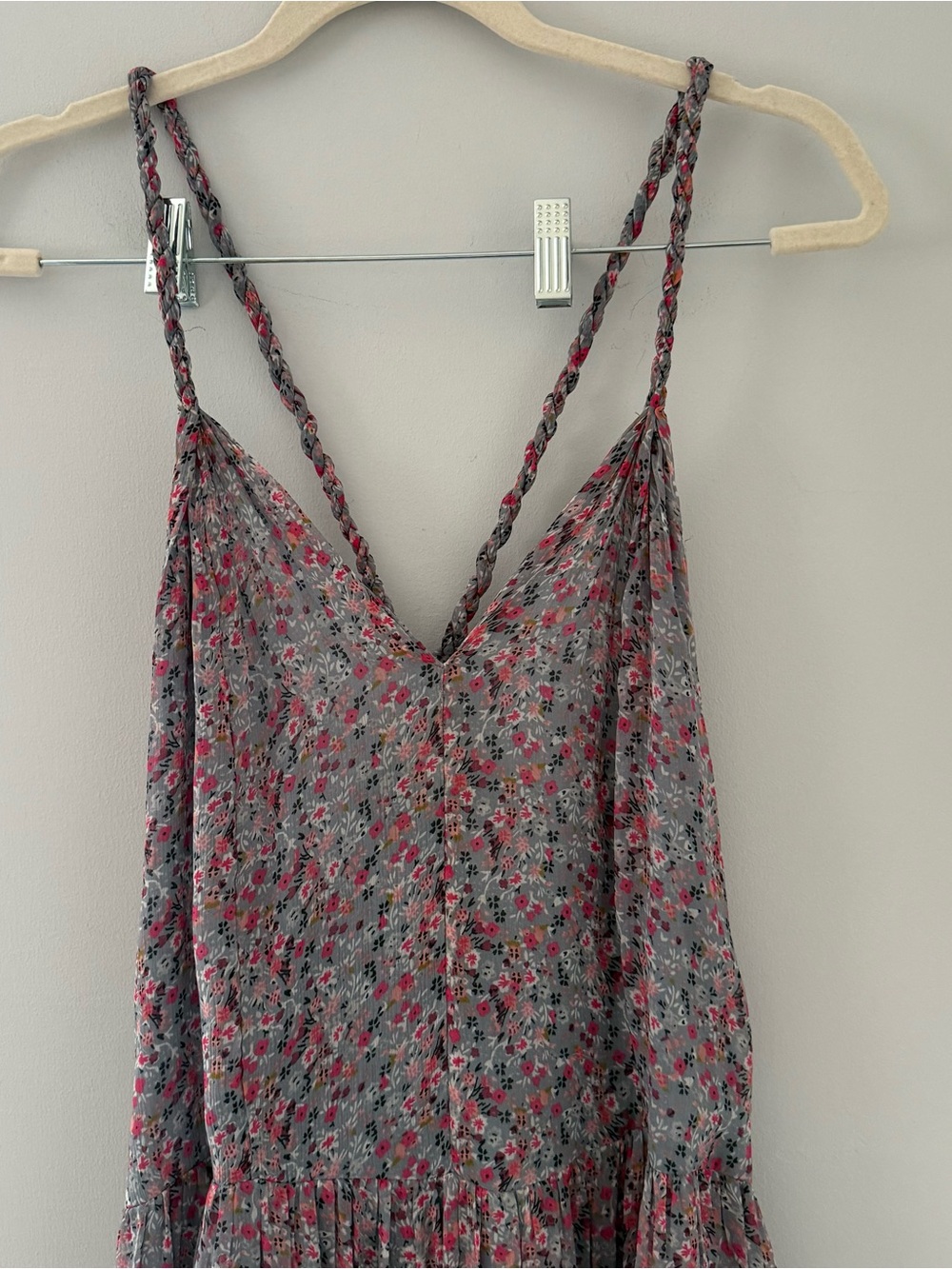 Astr Printed Lavender-Pink Floral V-Neck Tiered Maxi Dress - Picture 5 of 11